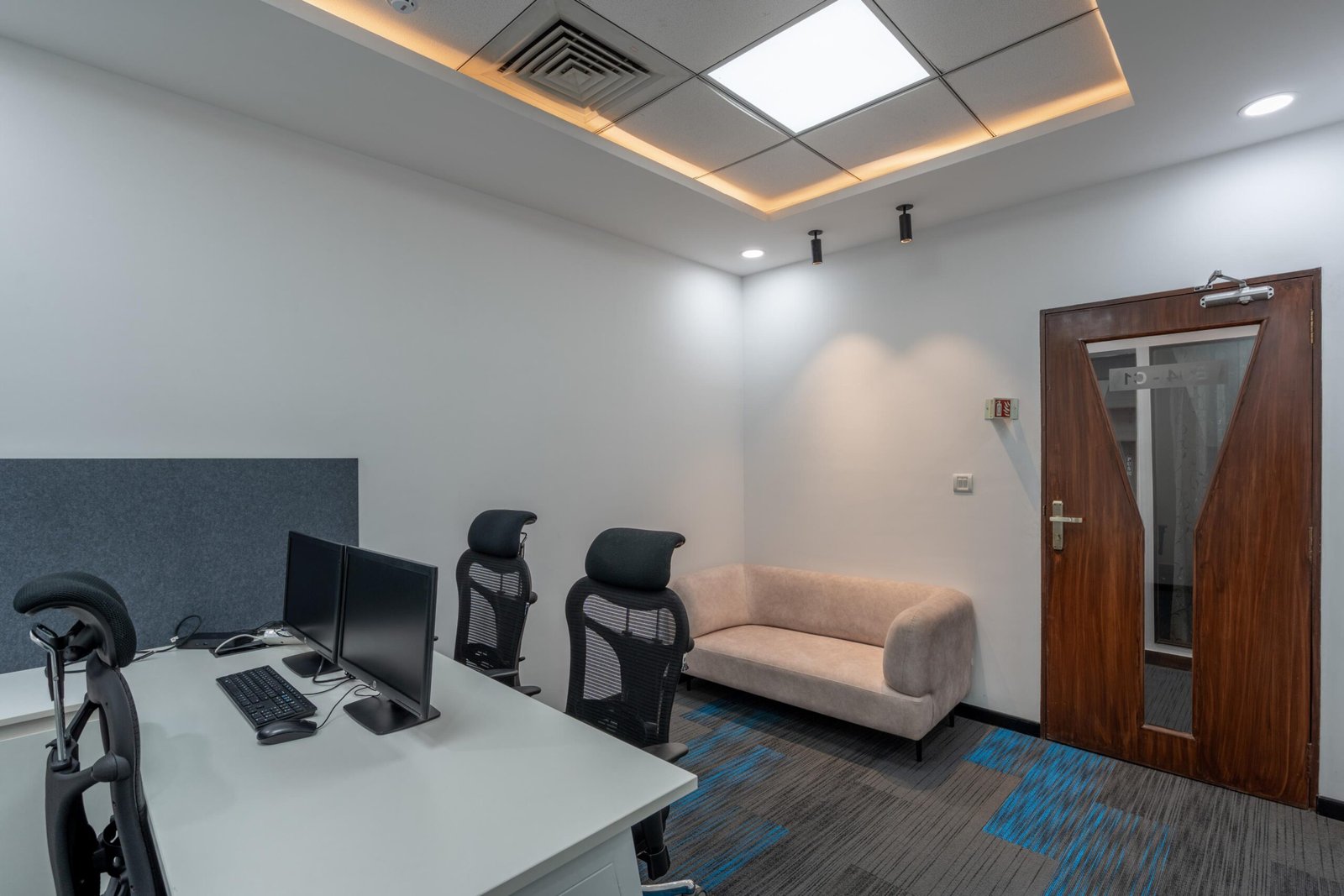 First Advantage - Interiors (15)